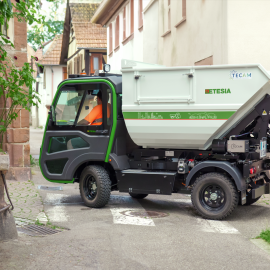 ET-LANDER utilitaire avec petite benne à ordures